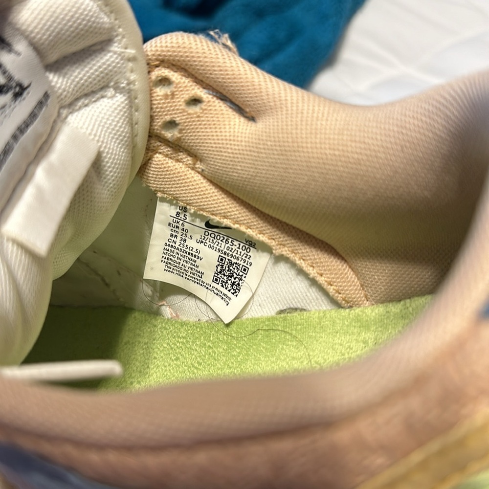 Dunks - Picture 4 of 5